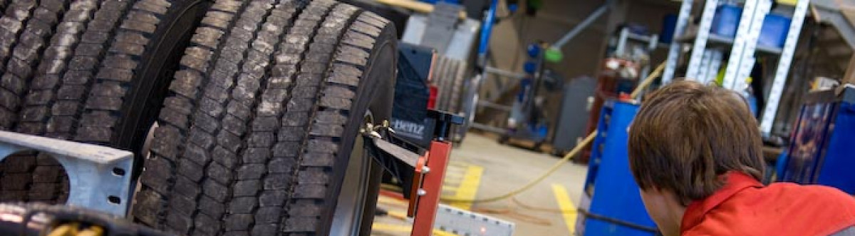 Metalltechnik-Fahrzeugbautechnik bei Kässbohrer Transport Technik GmbH